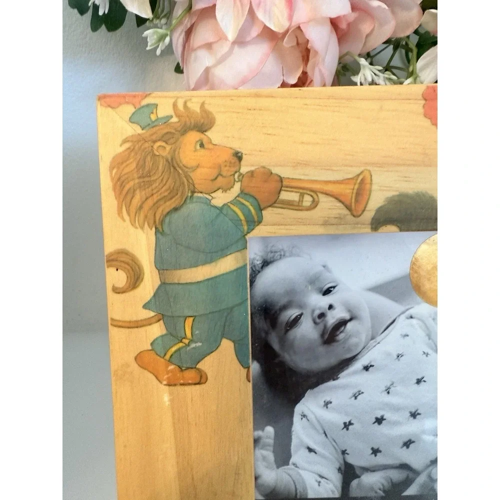 Vintage 80s Fetco Handcrafted Wooden Picture Frame With Animals Nursery Baby New